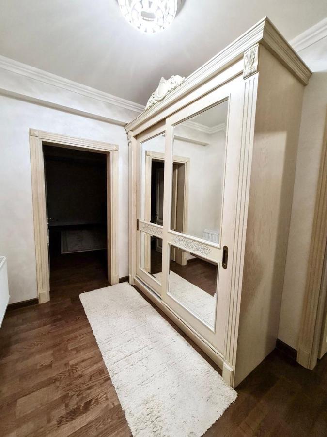 Cathedral Park And Pedestrian Zone Ultracentral Cozy Apartment In 키시나우 외부 사진